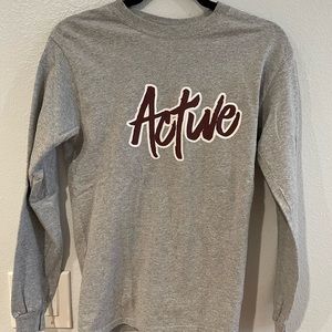 Active long sleeve shirt. Men. Size Small.